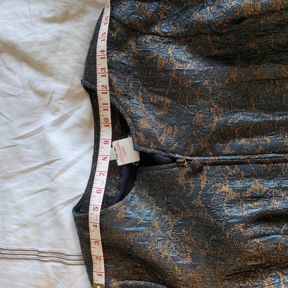Joseph Ribkoff jacket with Gold Metallic - Picture 8 of 8